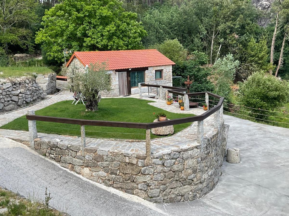 Da Man Da Moura Villa Ourense Luaran gambar